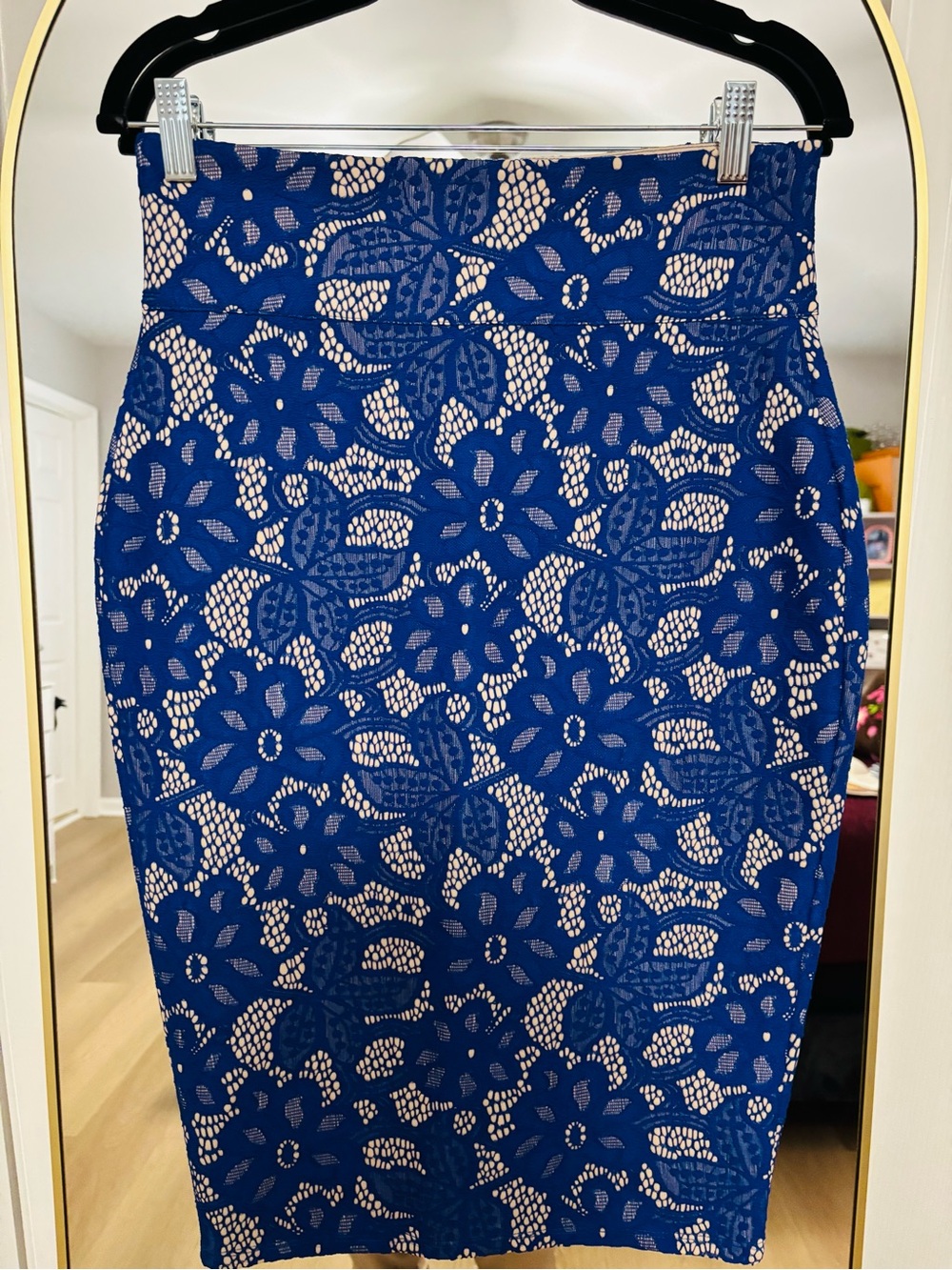 Thalia Sodi Royal Blue Floral Lace Pencil Skirt